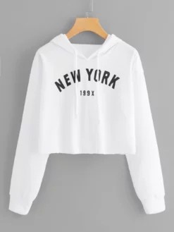 COZZY - Pull à capuche court imprimé "NEW YORK" Blanc