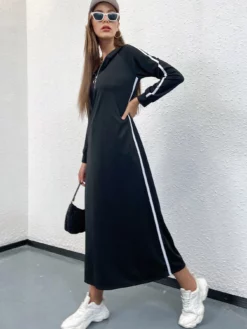 COZZY - Robe à capuche à manches raglan Noir