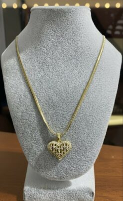 Maison Accessoire - Collier doré a motif Cœur a strasses